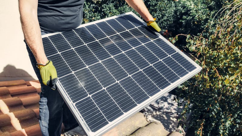 Surveyor assessing energy efficiency and EPC rating of a Bristol property