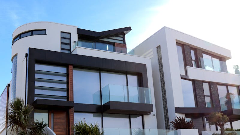 Modern leasehold apartment block in Bristol Harbourside